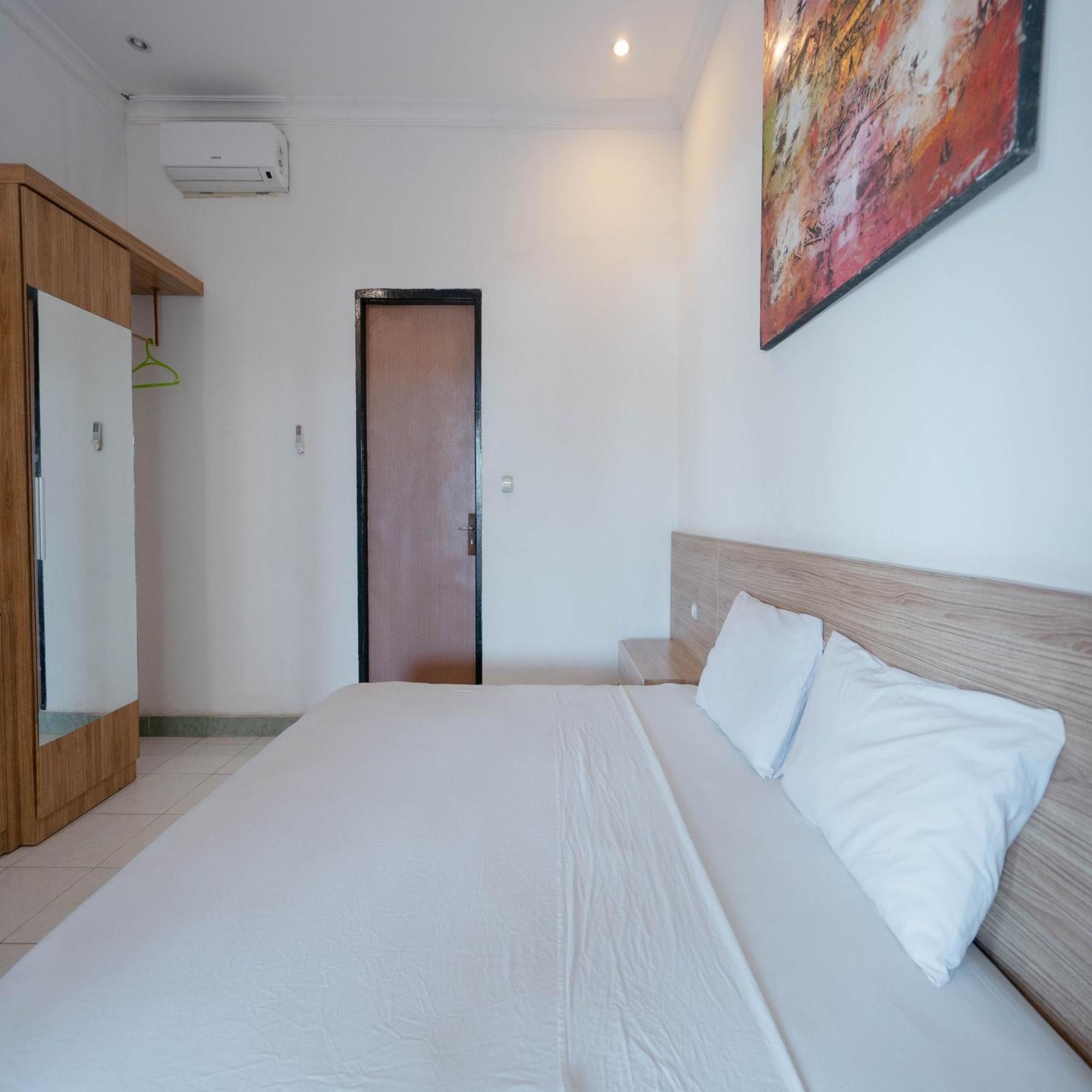 Gili White Bamboo Resort Gili Trawangan Exterior photo