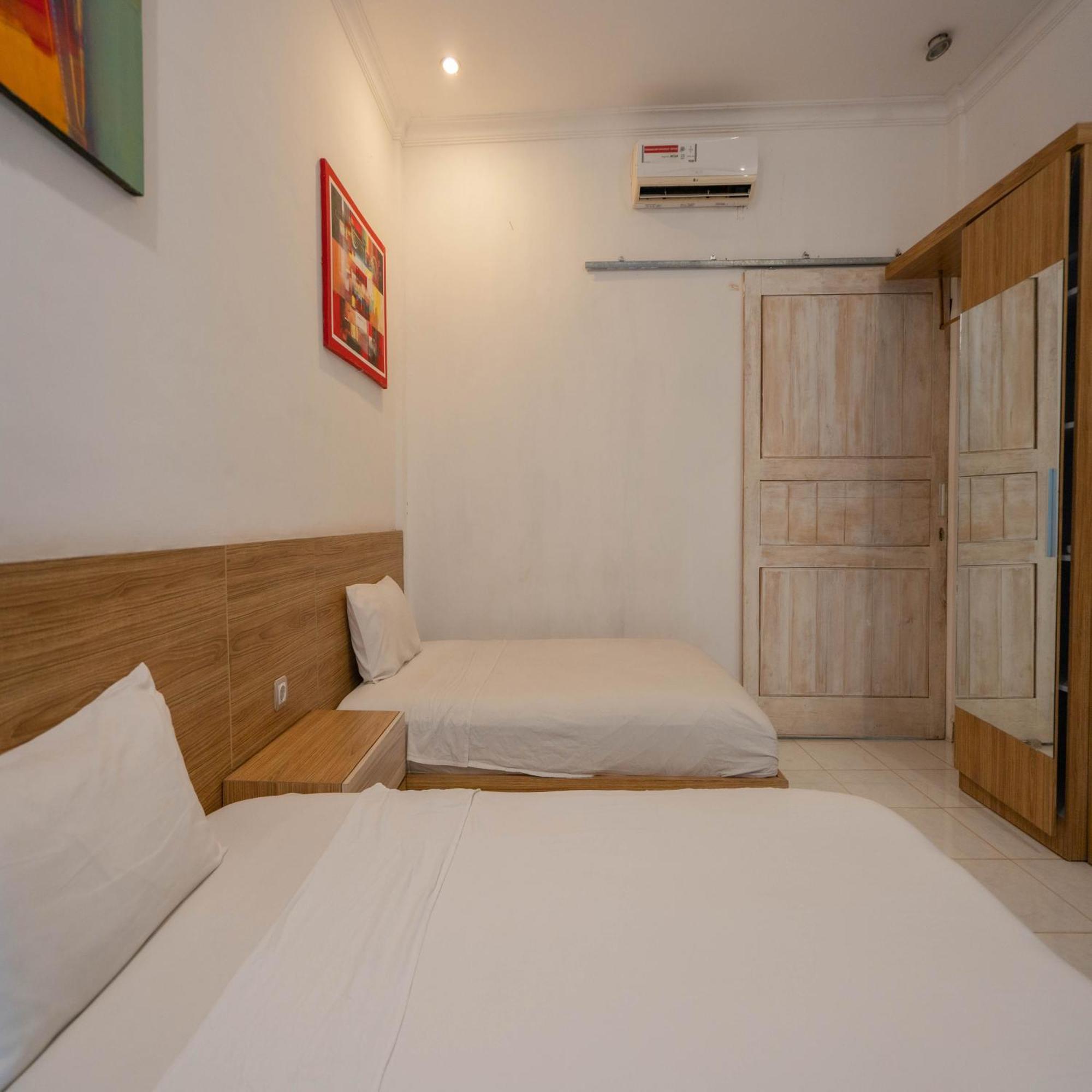 Gili White Bamboo Resort Gili Trawangan Exterior photo